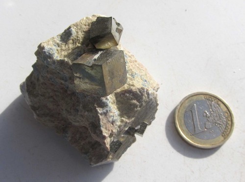 Pyritwürfel matrix stufe - in,