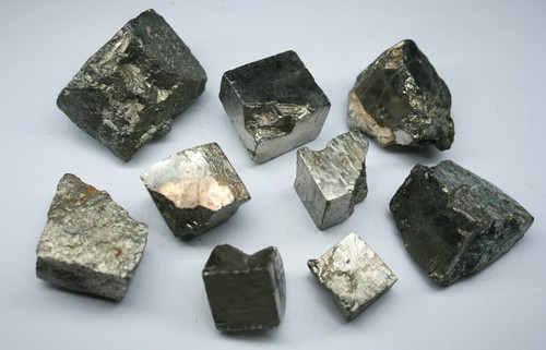 Lot kg pyritkristall - lot,